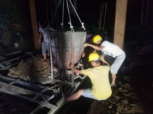 戰高溫 斗酷暑 堅守一線搶工期
